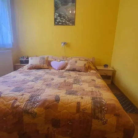 Apartament Zoeldlomb Siófok
