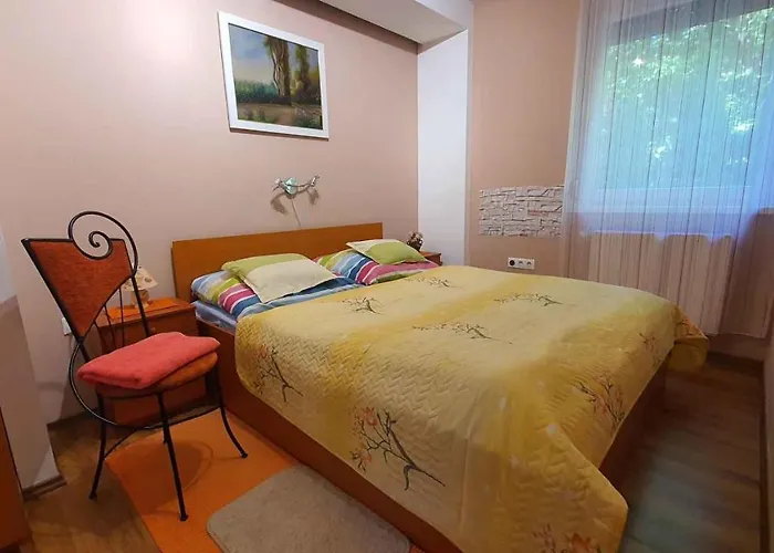 Zoeldlomb Apartment