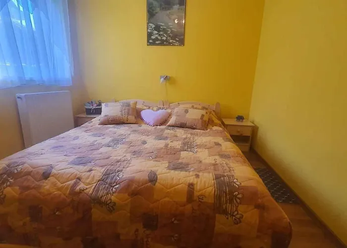 Apartment Zoeldlomb Siófok